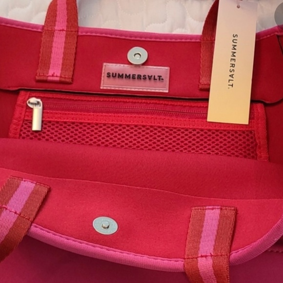 Summersalt Beach Tote + Poolside Wet Pouch - Picture 5 of 10